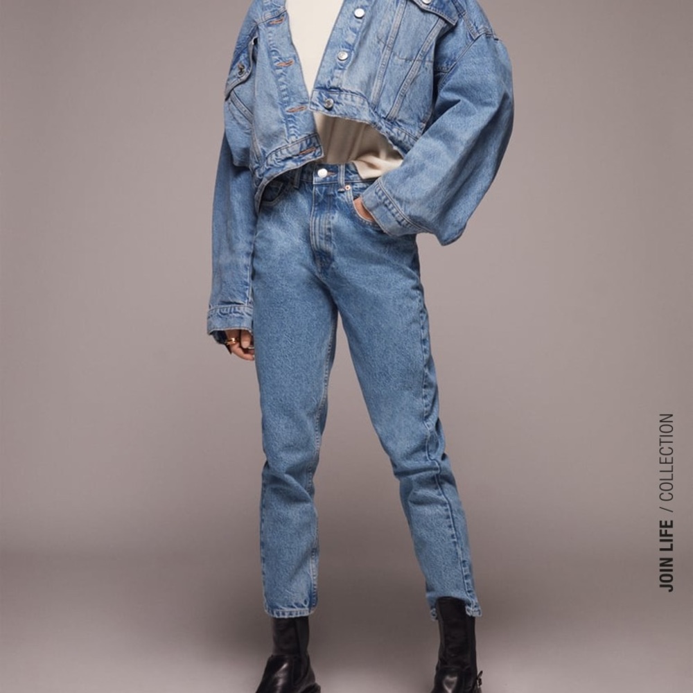 Zara -Mom fit jeans